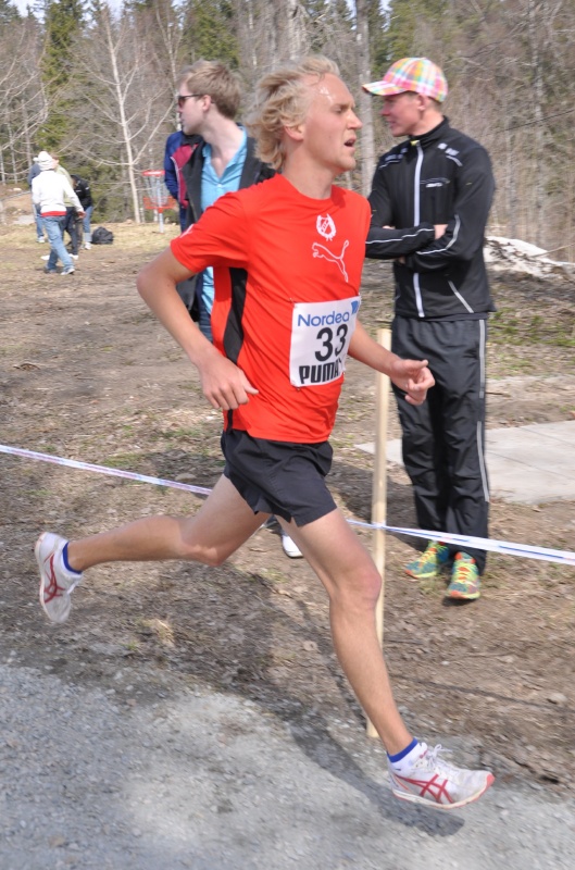 M 4km 12a + lag-6a + 12km 16e David Nilsson-87, Hgby IF 12:15 + 39:33